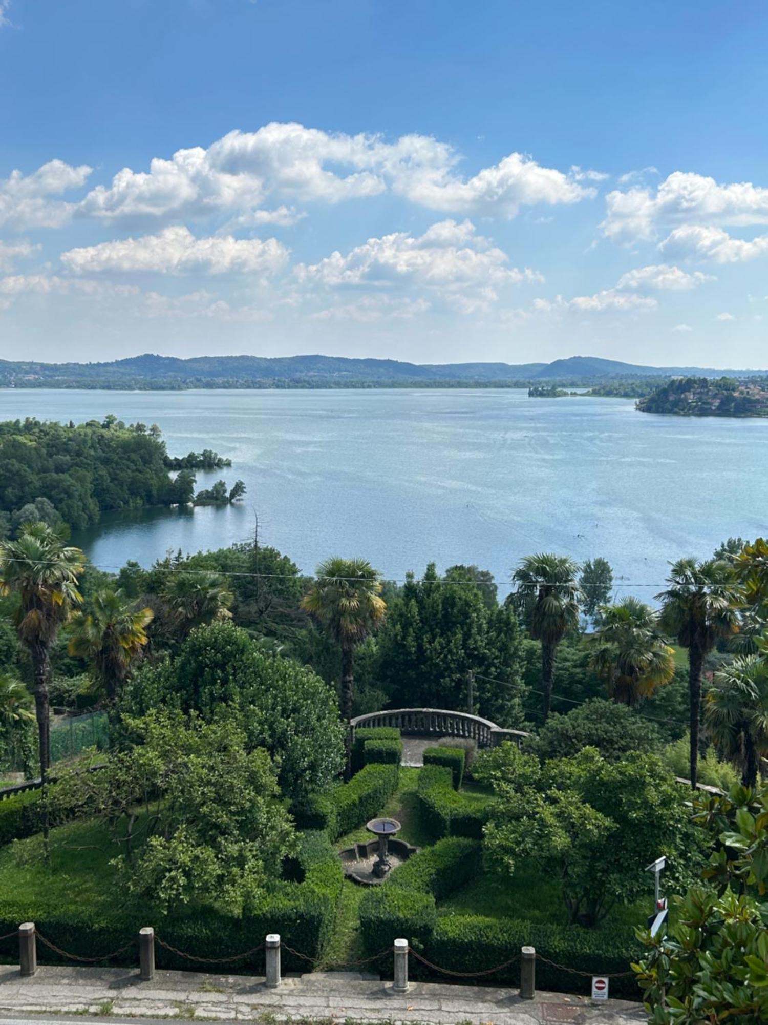 Terrazza Mirabella Apartman Gavirate Kültér fotó